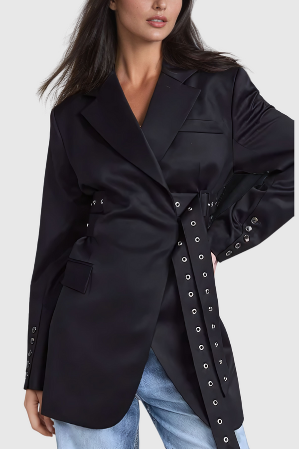 Aibhne Buckle Lapel Blazer In Black