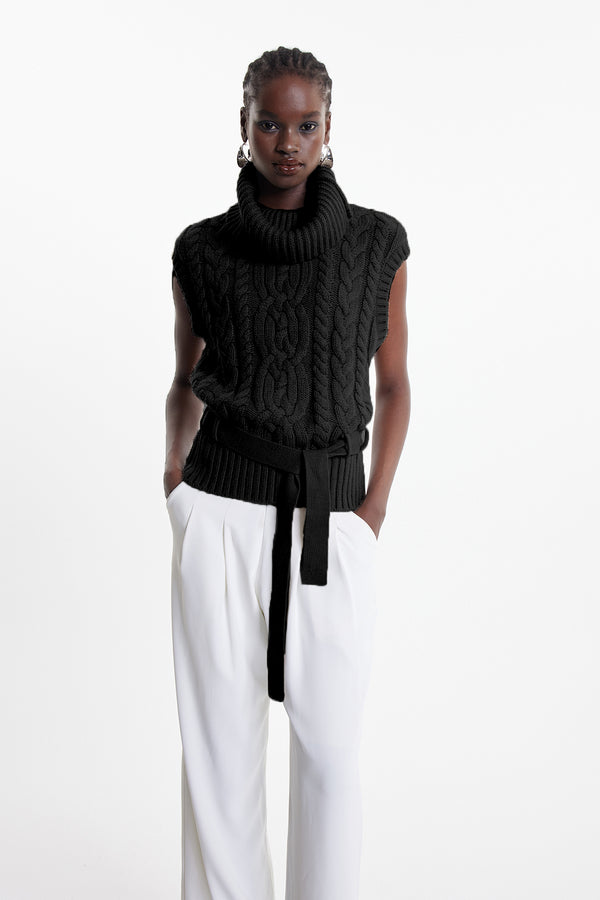 Ekkehard Funnel Neck Sleeveless Top In Black